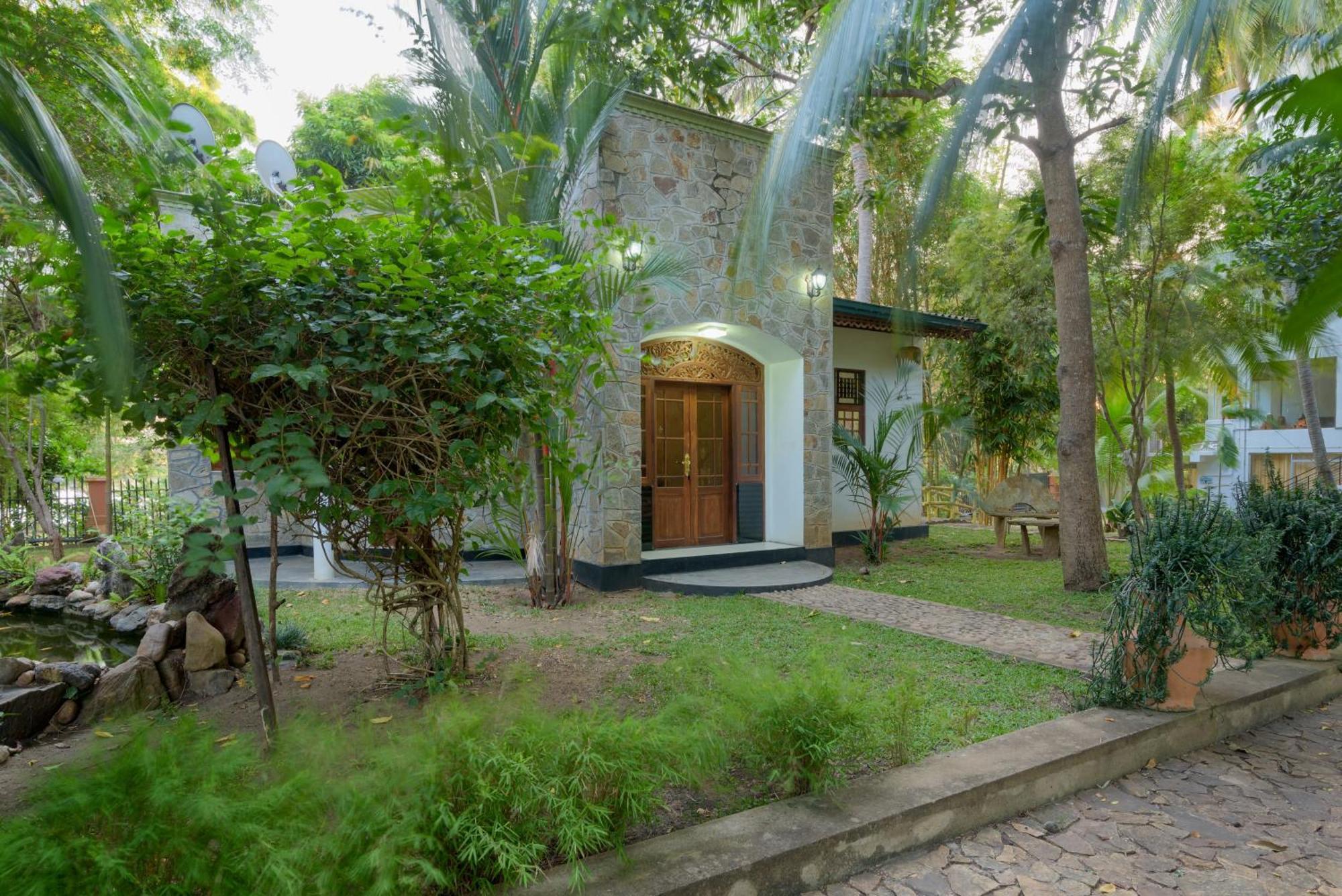 Hotel Sobana Udawalawe Exterior foto