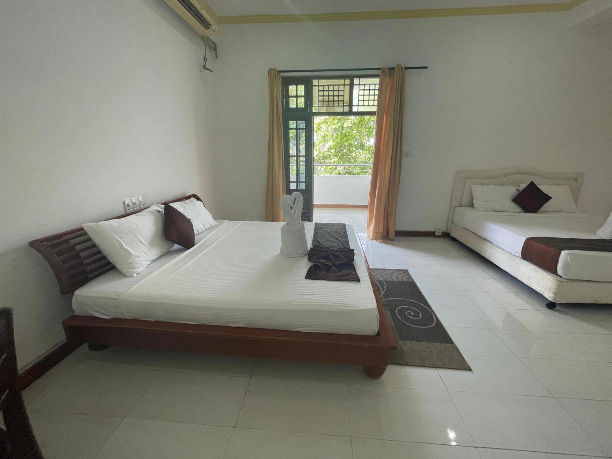 Hotel Sobana Udawalawe Exterior foto